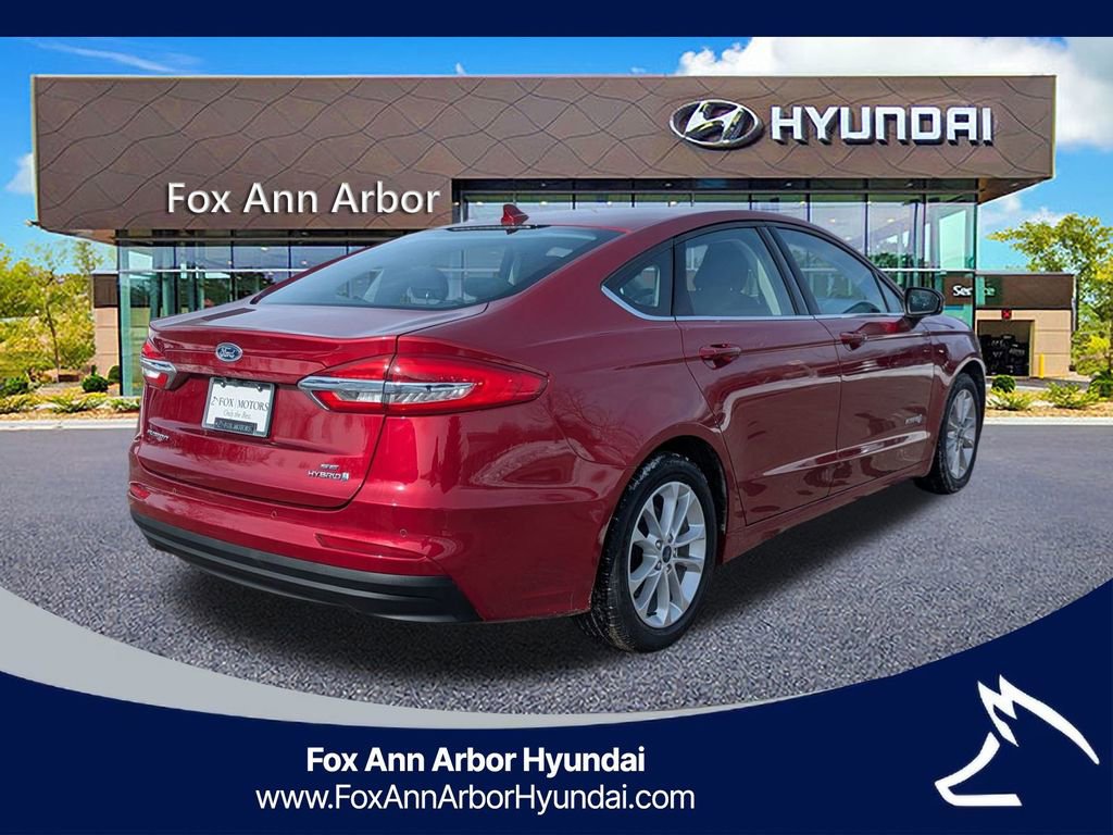Used 2019 Ford Fusion SE image 8