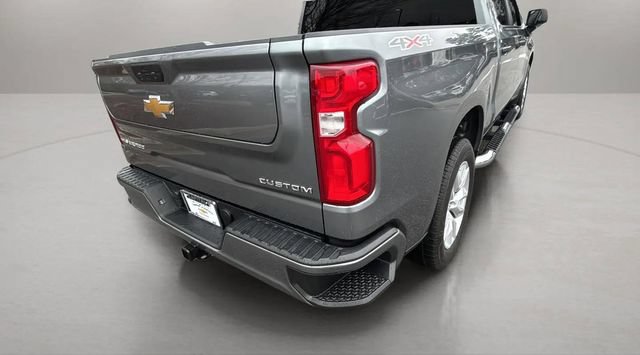 Used 2022 Chevrolet Silverado 1500 Custom AWD/4WD image 35