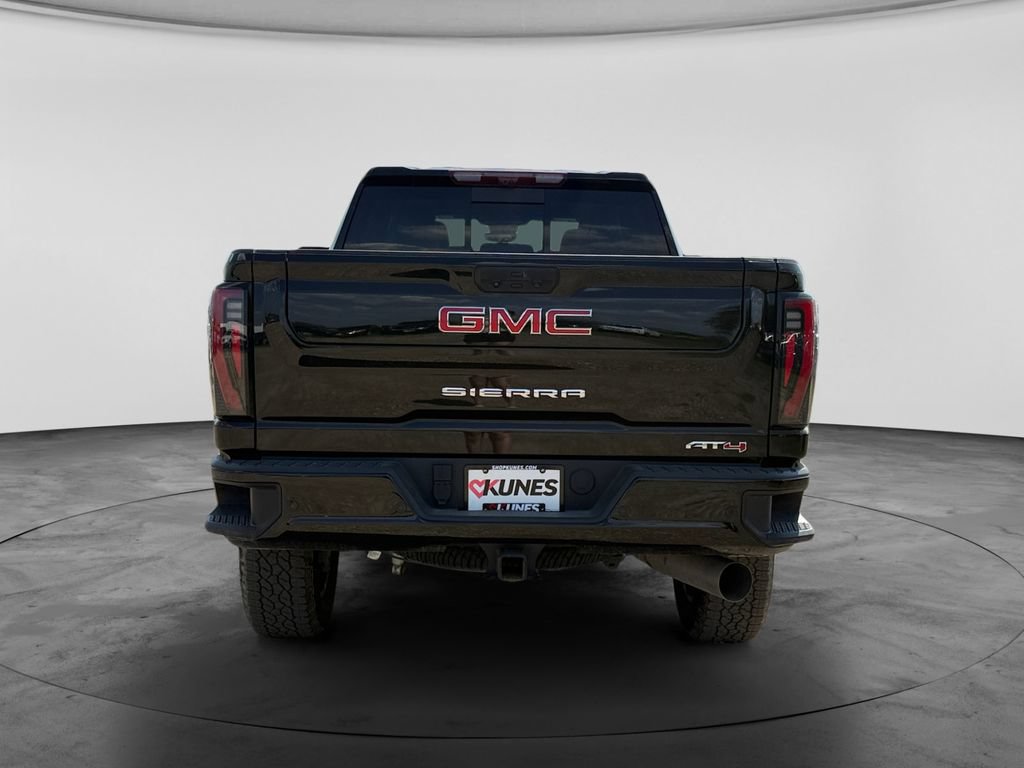 Used 2026 GMC Sierra 2500 AT4 w/ AT4 Premium Plus Package AWD/4WD image 9