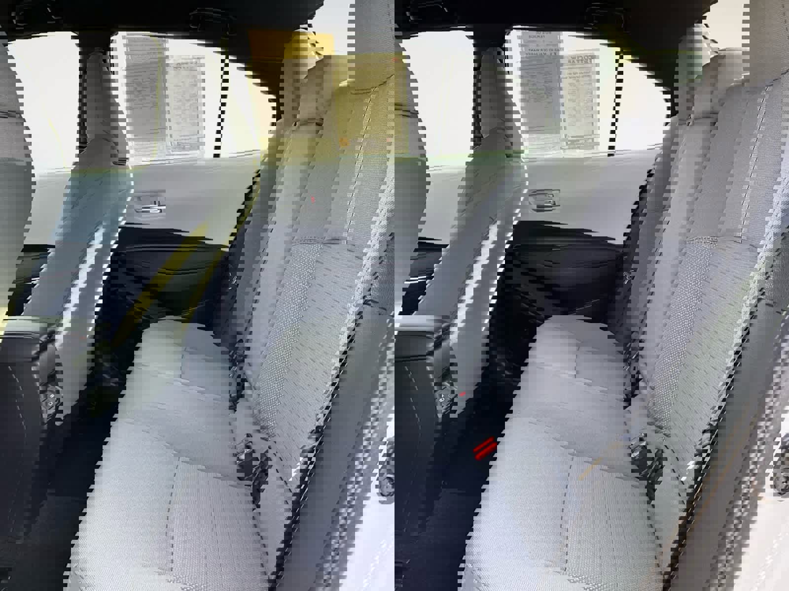 Used 2025 Toyota Corolla SE image 13