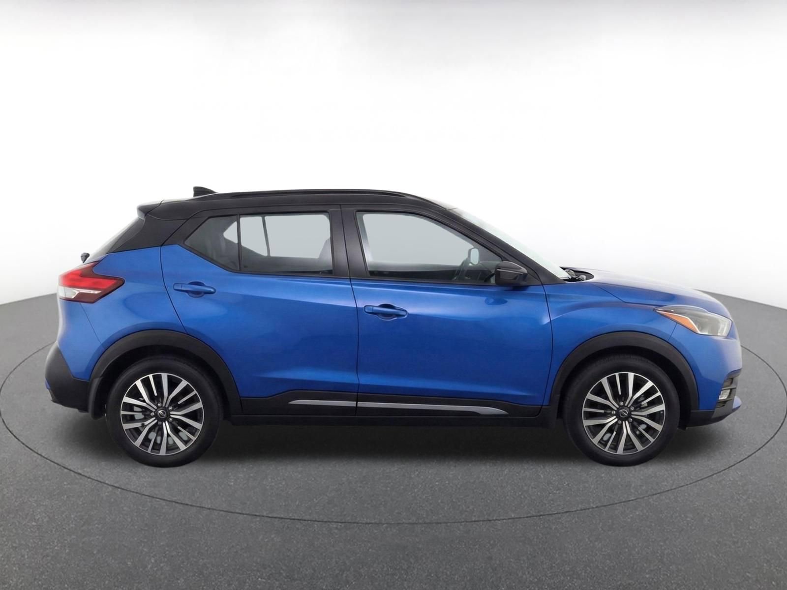 Used 2024 Nissan Kicks SV FWD image 10