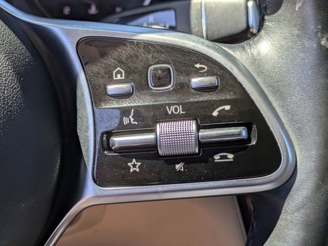 Used 2022 Mercedes-Benz GLC 300 4MATIC image 18