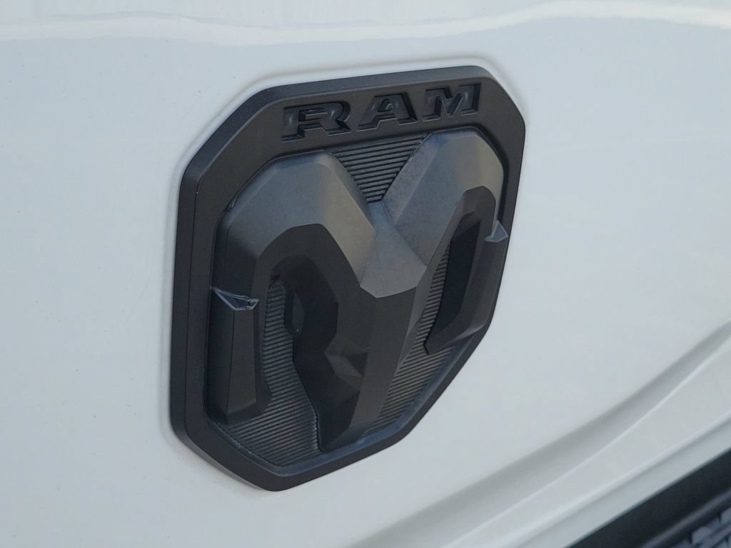 Used 2022 RAM 1500 Big Horn RWD image 11