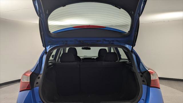 Used 2017 Hyundai Elantra GT image 13