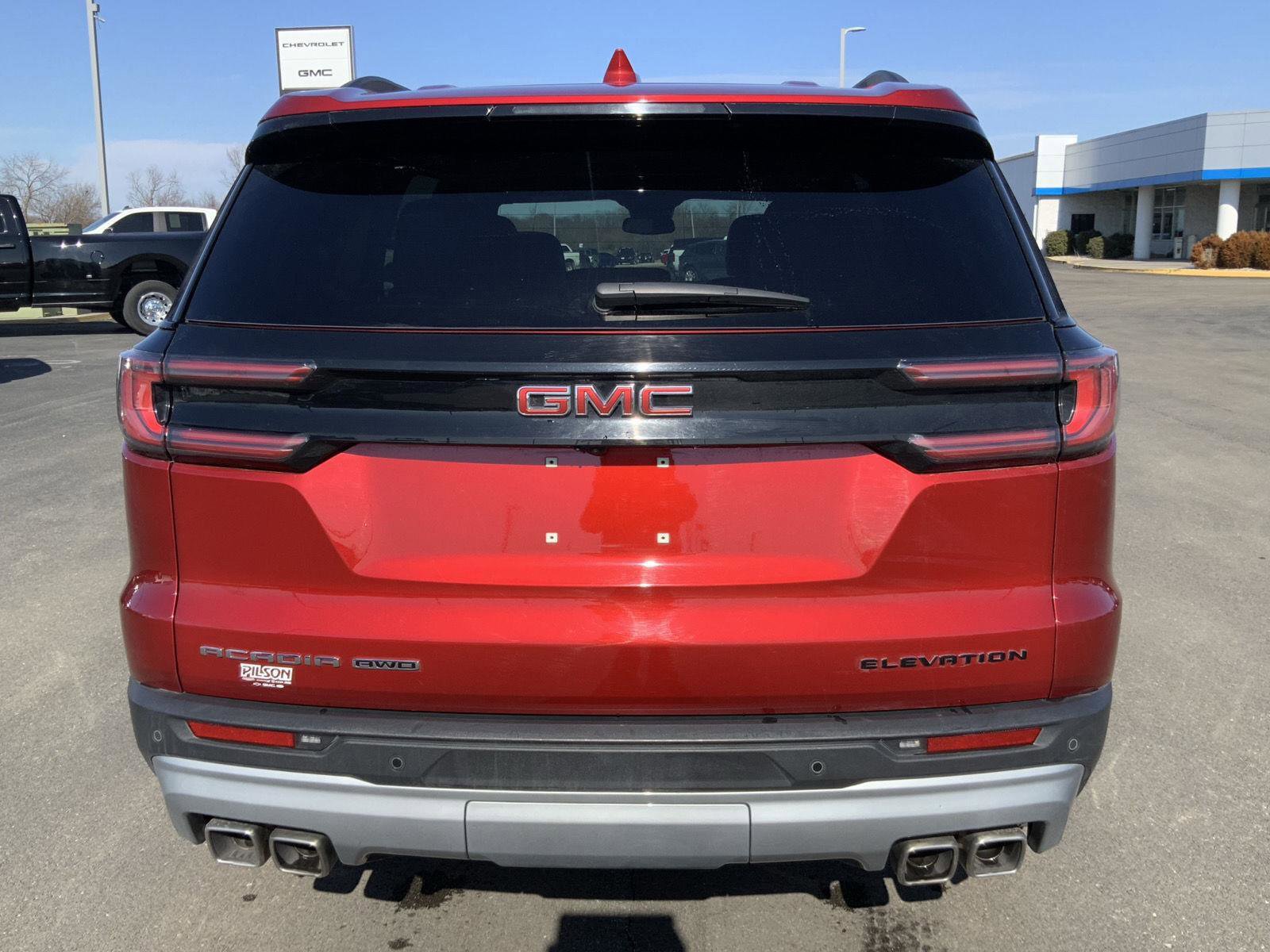 Used 2024 GMC Acadia Elevation image 10