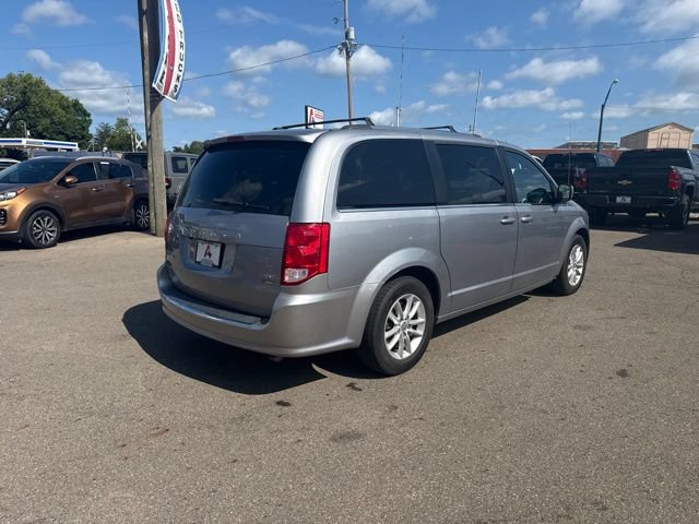 Used 2019 Dodge Grand Caravan SXT FWD image 3