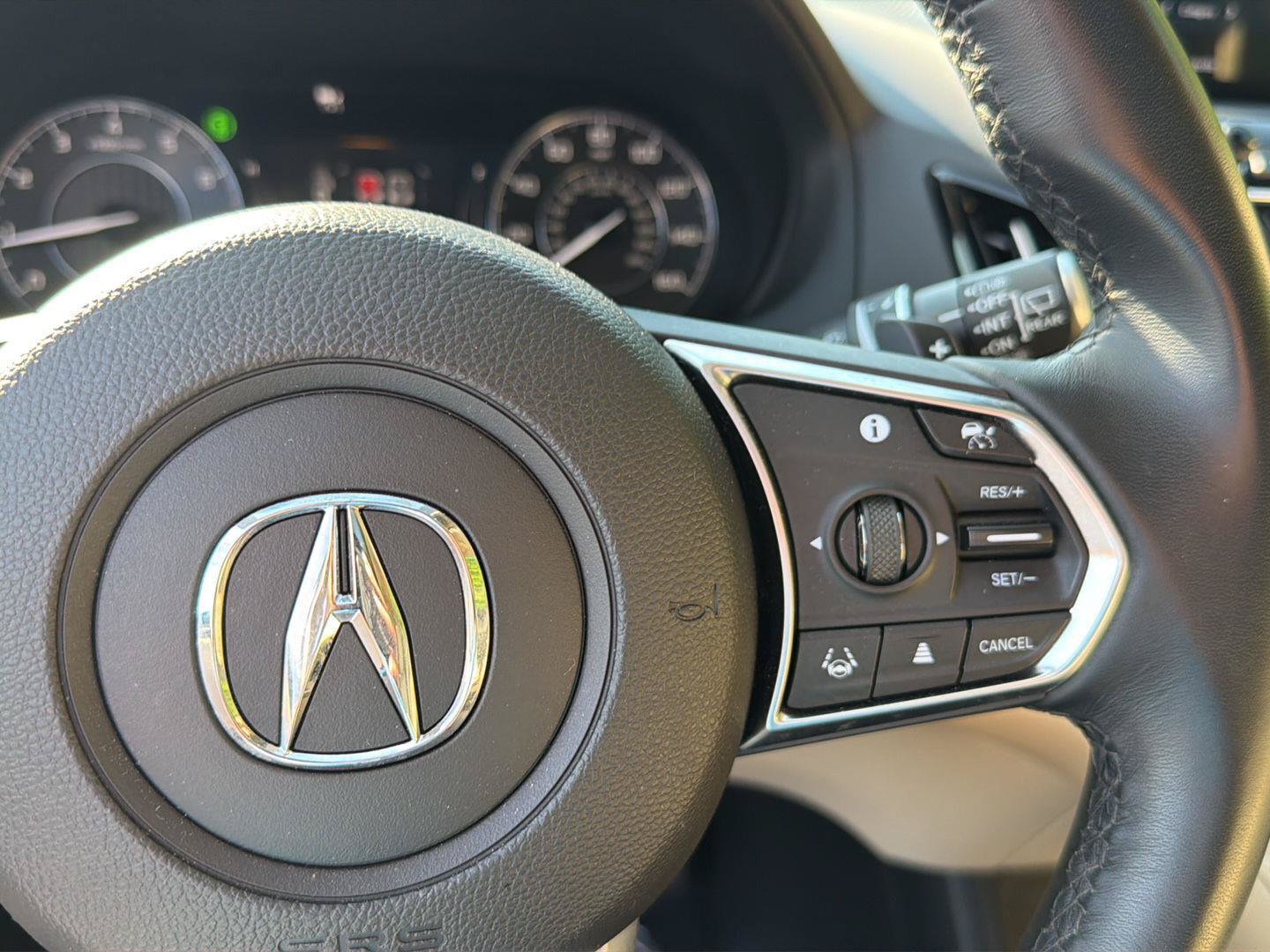 Used 2023 Acura RDX w/ Technology Package FWD image 21