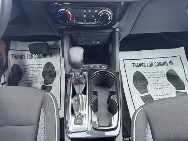 Used 2024 Chevrolet TrailBlazer LT w/ LT Cold Weather Package image 17