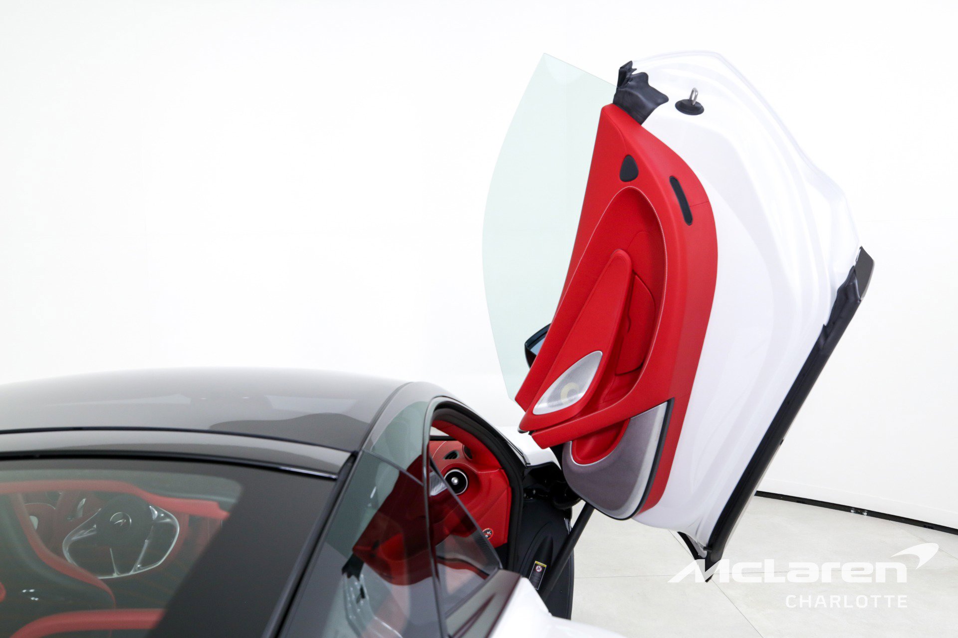 New 2025 McLaren GTS image 17