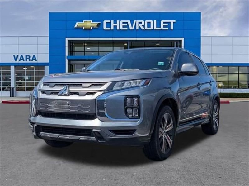 Used 2022 Mitsubishi Outlander Sport ES image 1