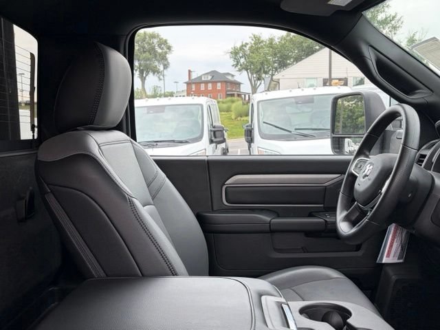 New 2026 RAM 4500 Tradesman w/ Chrome Appearance Group AWD/4WD image 25
