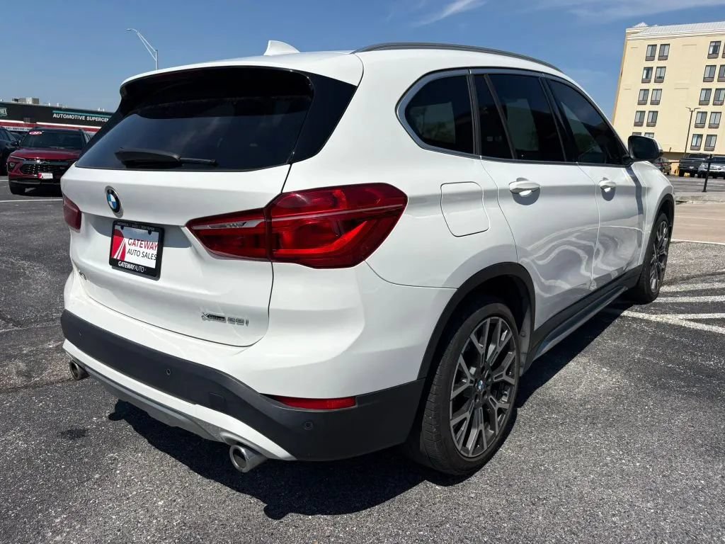 Used 2021 BMW X1 xDrive28i w/ Convenience Package AWD/4WD image 5