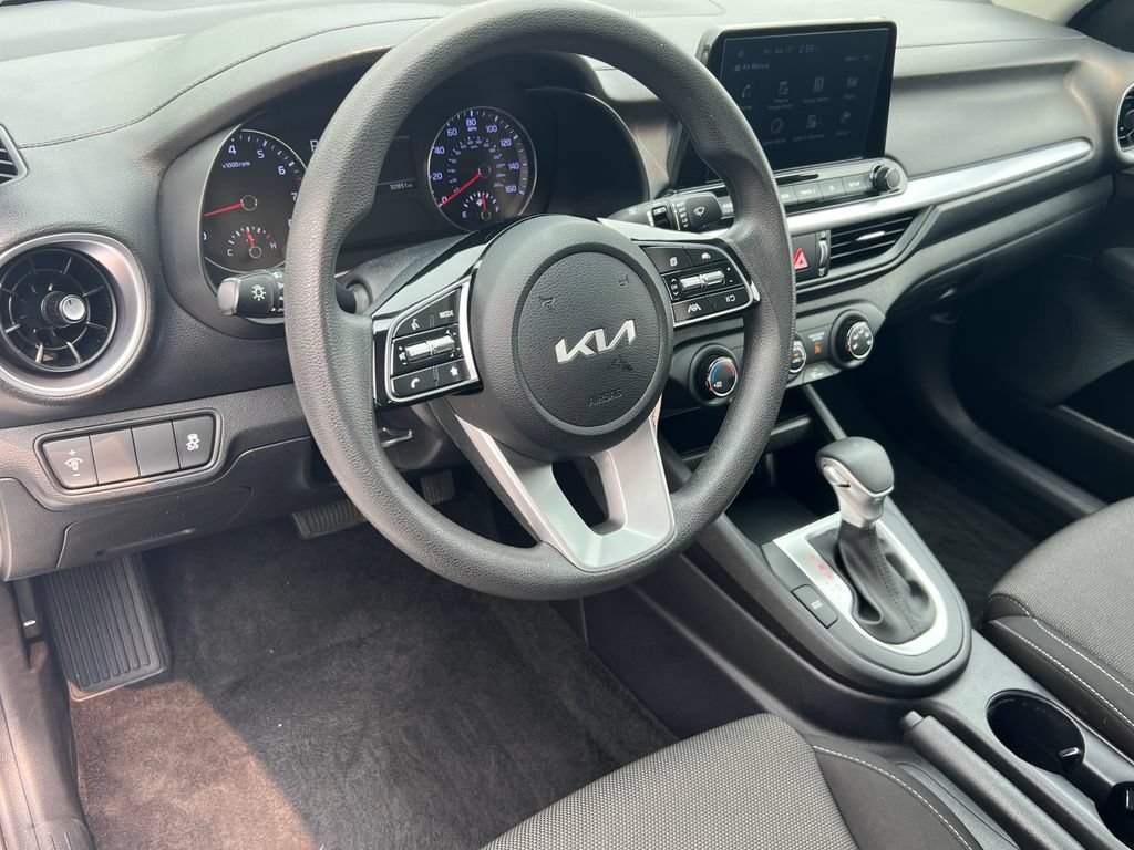 Used 2023 Kia Forte LXS FWD image 16