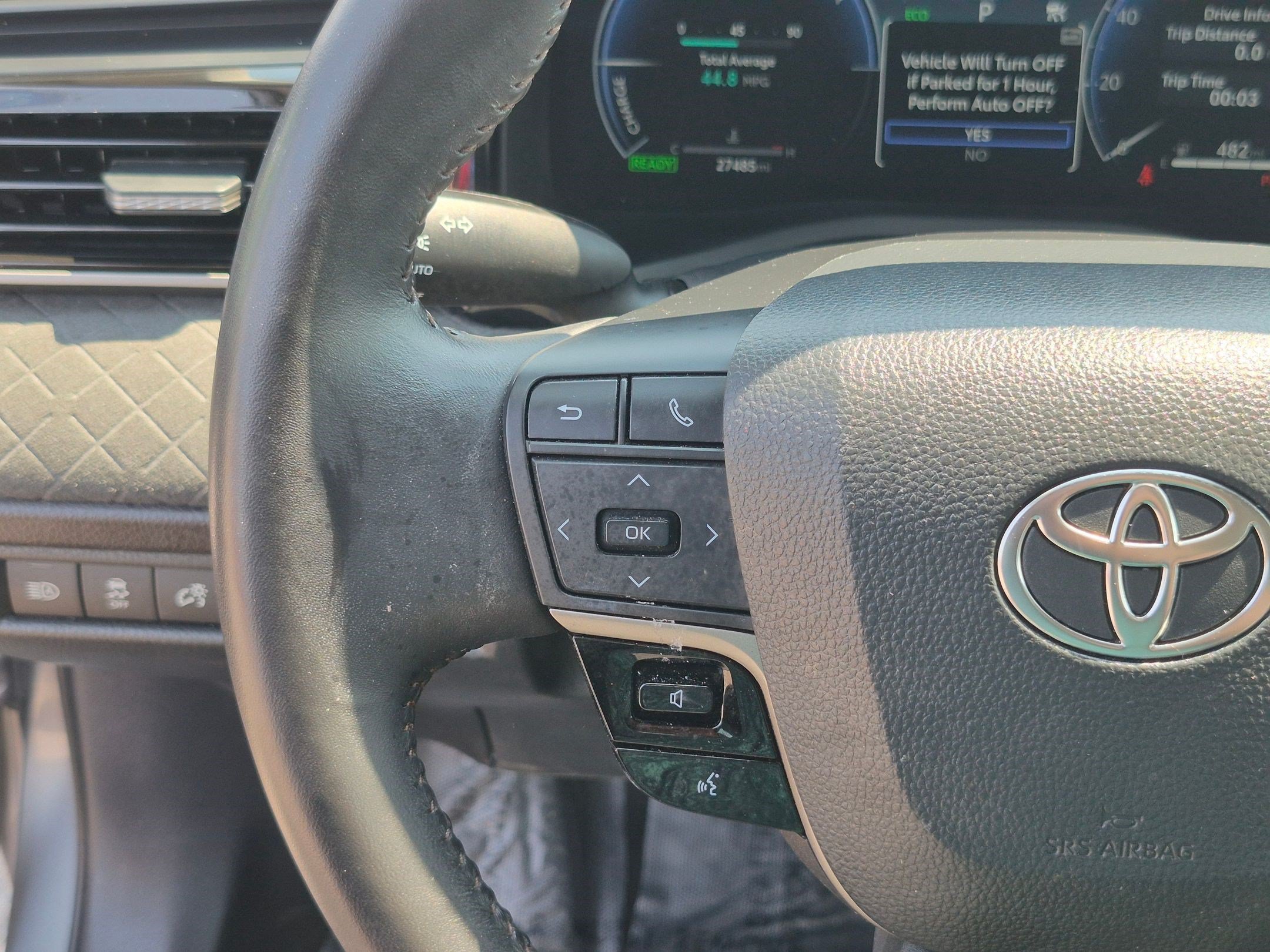 Used 2025 Toyota Camry XLE FWD image 19