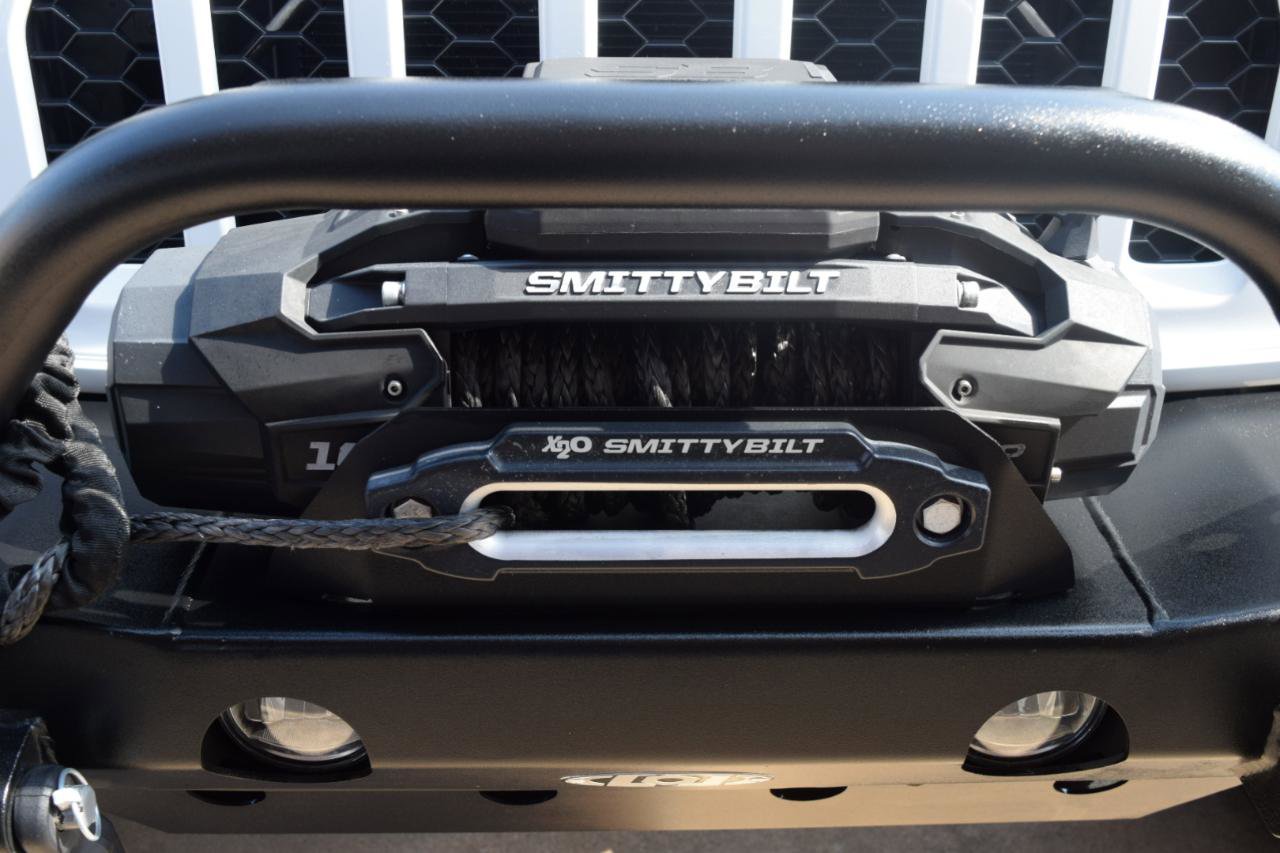 Used 2022 Jeep Gladiator Sport image 4