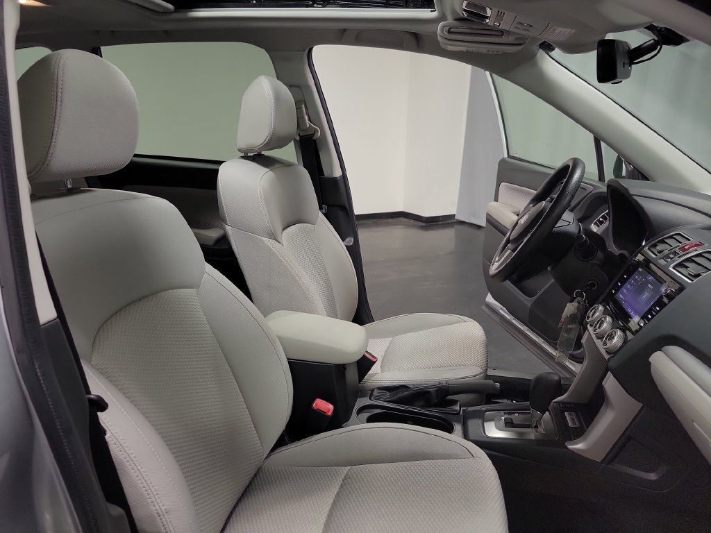 Used 2017 Subaru Forester 2.5i Premium AWD/4WD image 32