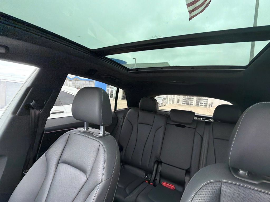 Used 2021 Audi Q8 Premium Plus AWD/4WD image 13