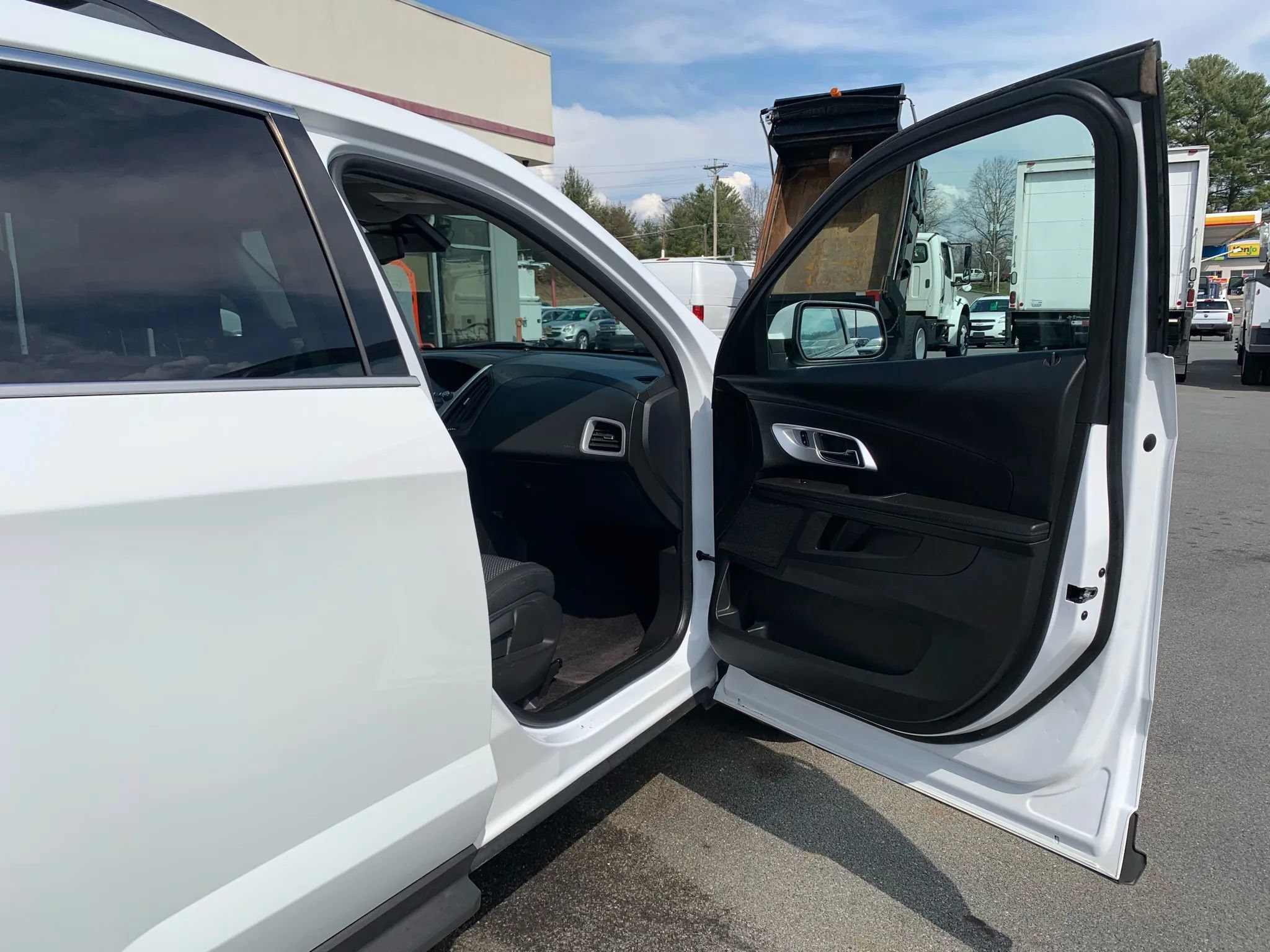 Used 2016 Chevrolet Equinox LT AWD/4WD image 18