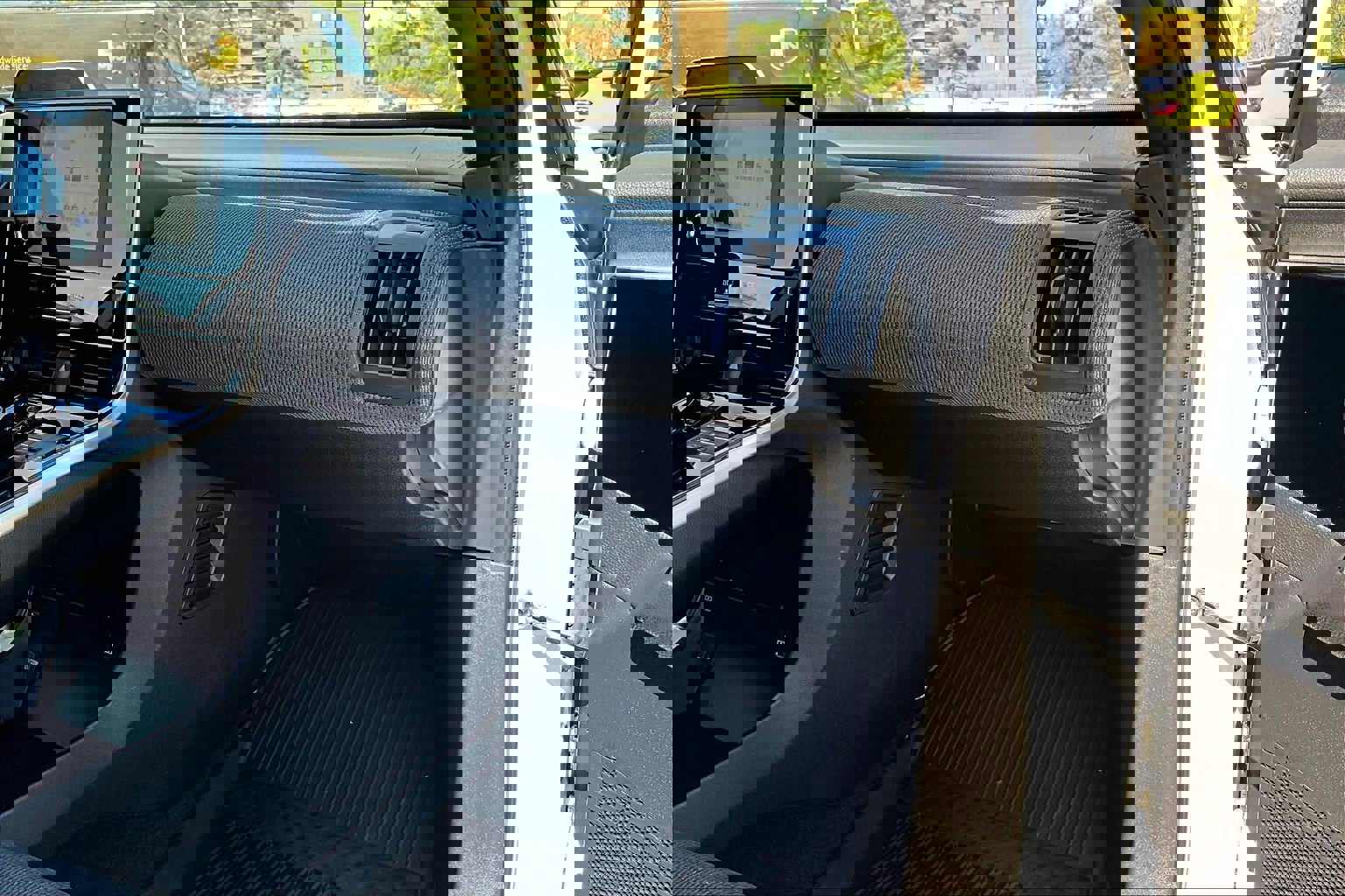 Used 2023 Subaru Solterra AWD image 16