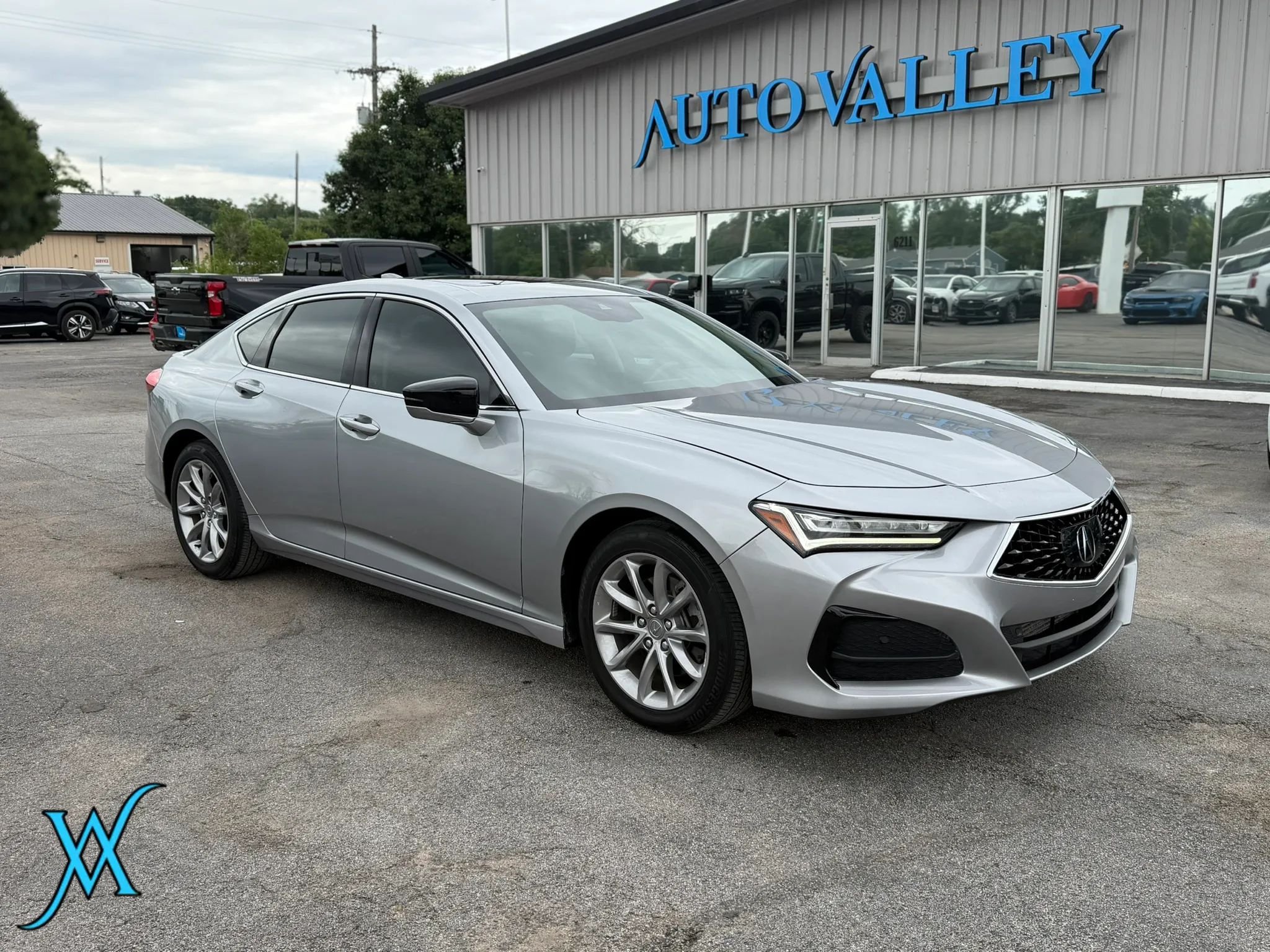 Used 2023 Acura TLX FWD image 1