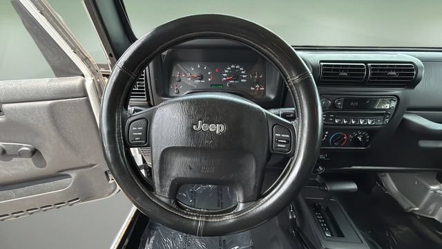 Used 2006 Jeep Wrangler Unlimited AWD/4WD image 13