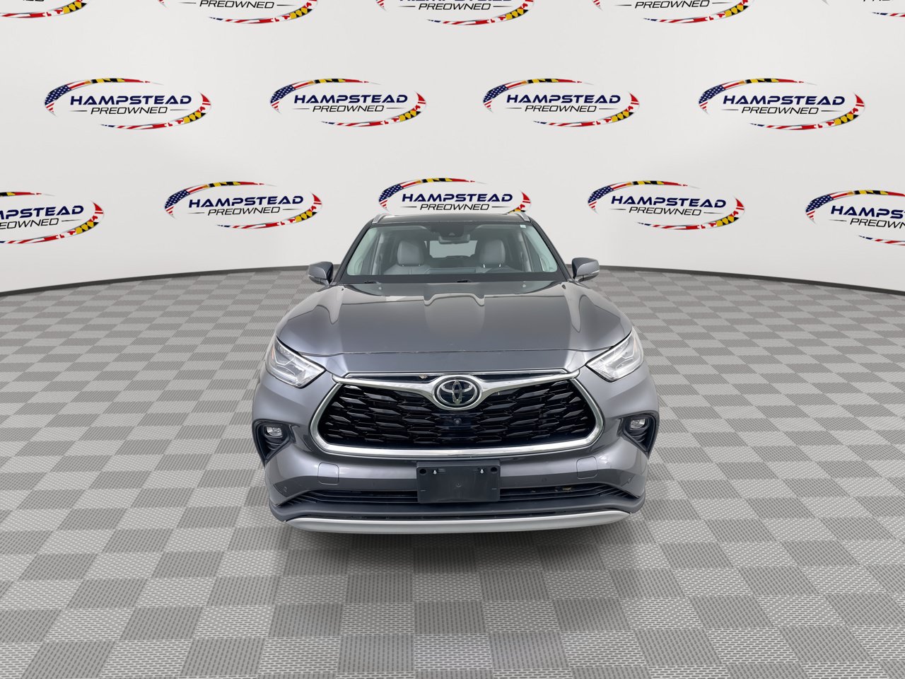 Used 2021 Toyota Highlander Platinum AWD/4WD image 3