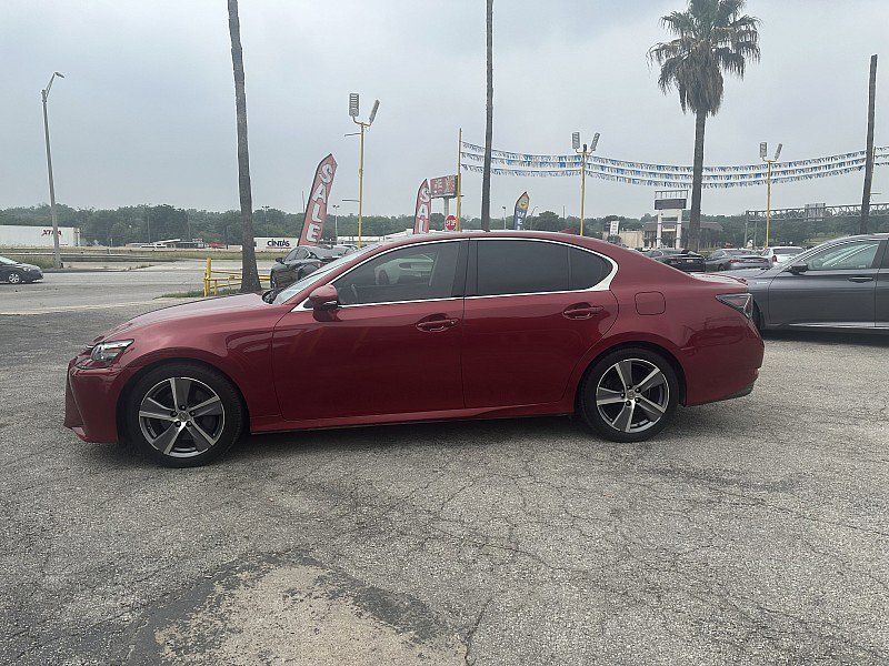 Used 2016 Lexus GS 200t image 9