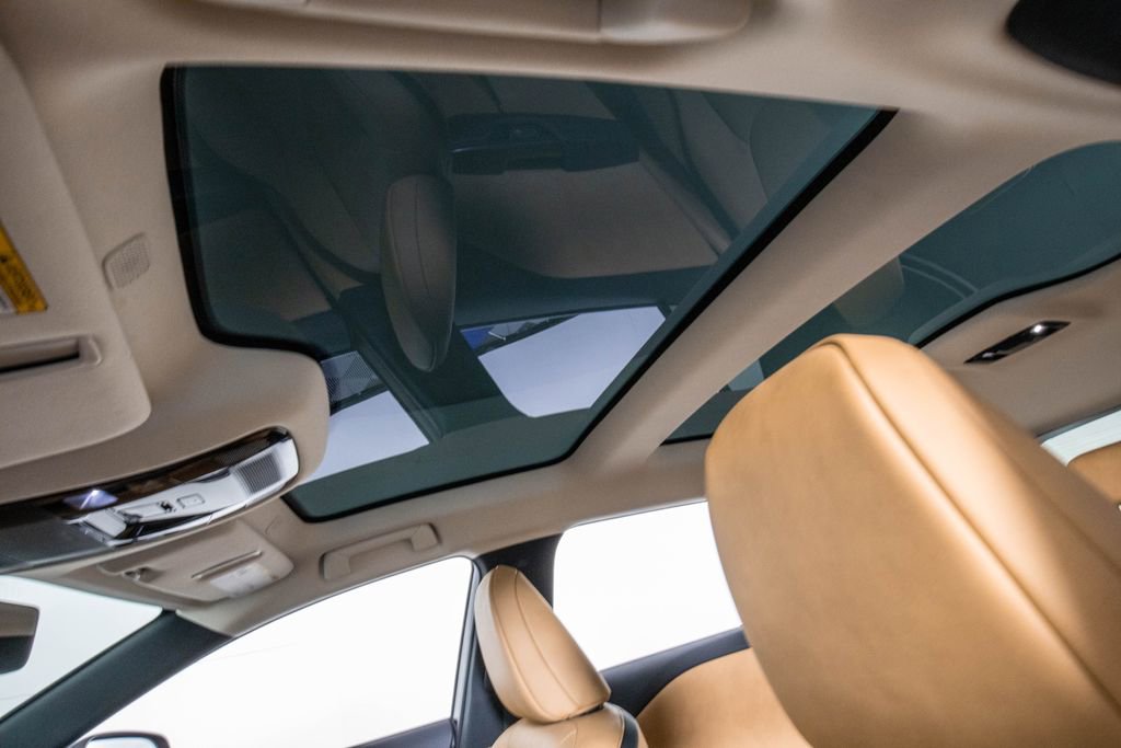 Used 2024 Lexus RZ 300e Premium w/ Technology Package image 27