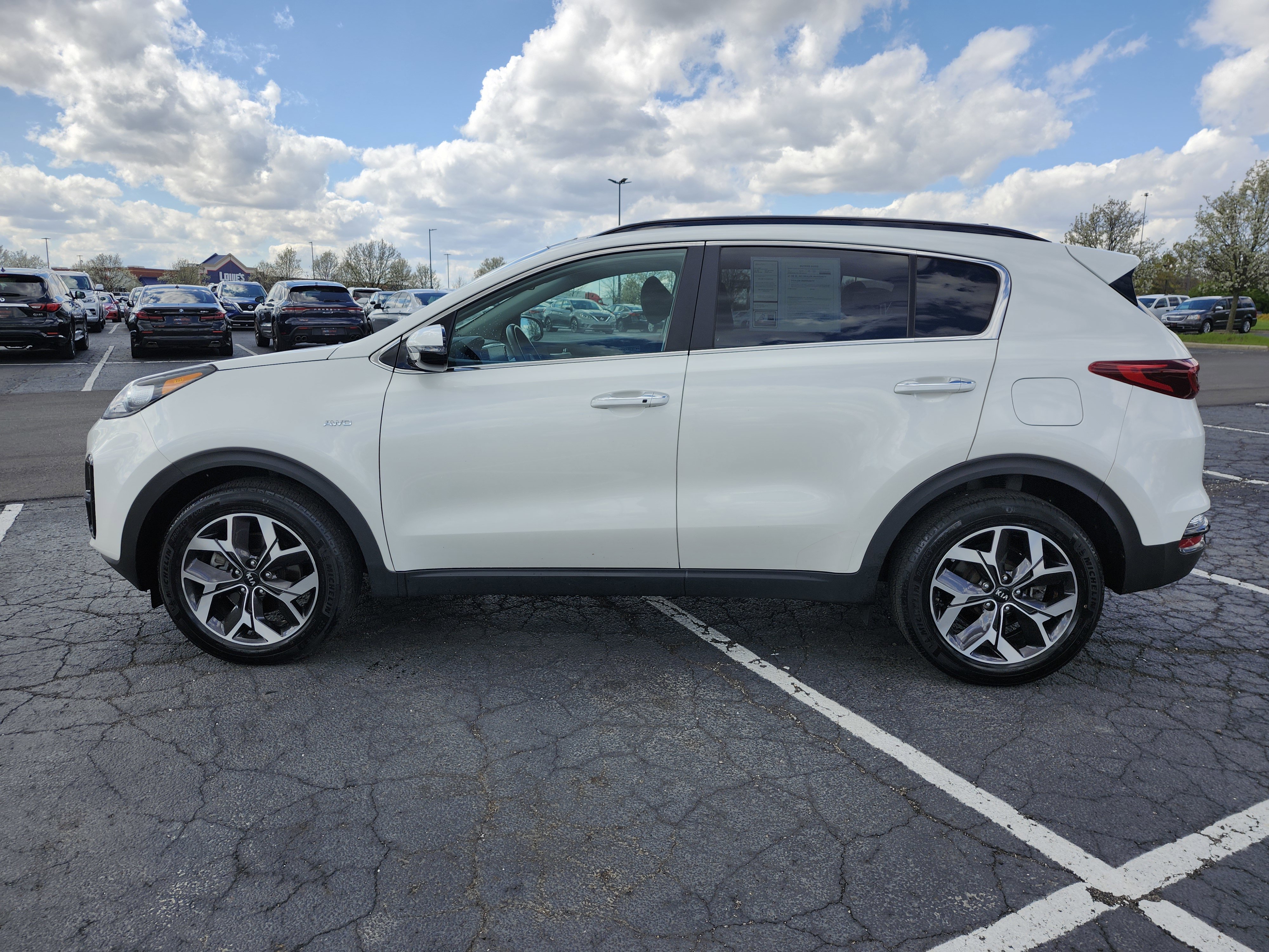 Used 2022 Kia Sportage EX image 16