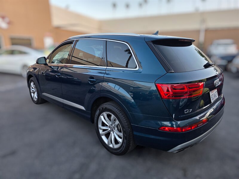 Used 2018 Audi Q7 3.0T Premium Plus w/ Premium Plus Package AWD/4WD image 5