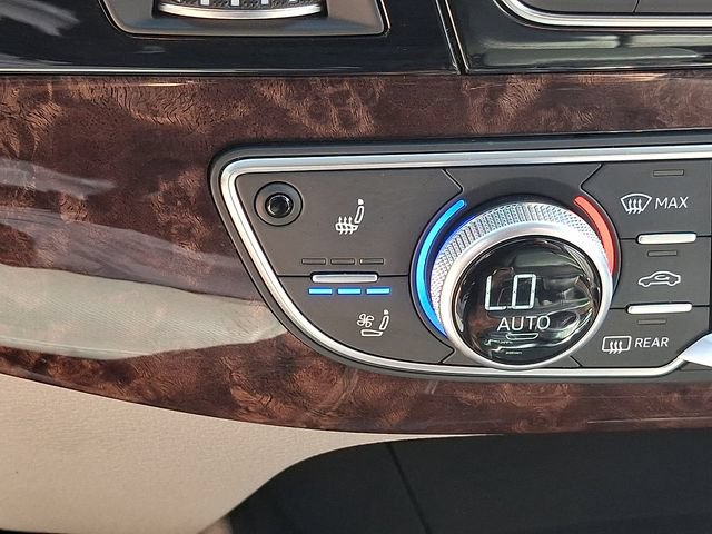 Used 2019 Audi Q7 3.0T Prestige w/ Prestige Package AWD/4WD image 26