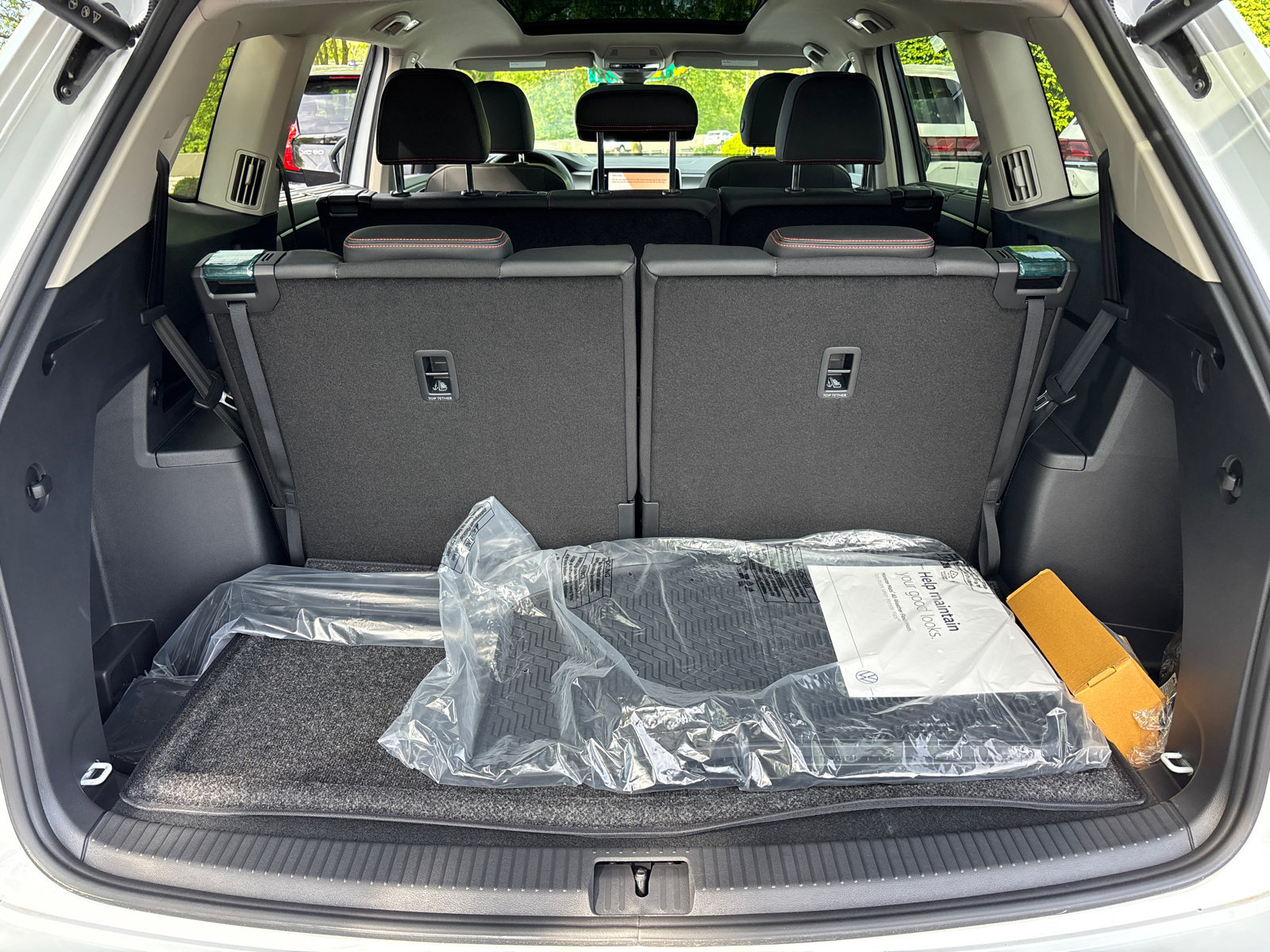 New 2026 Volkswagen Atlas Peak Edition AWD/4WD image 9