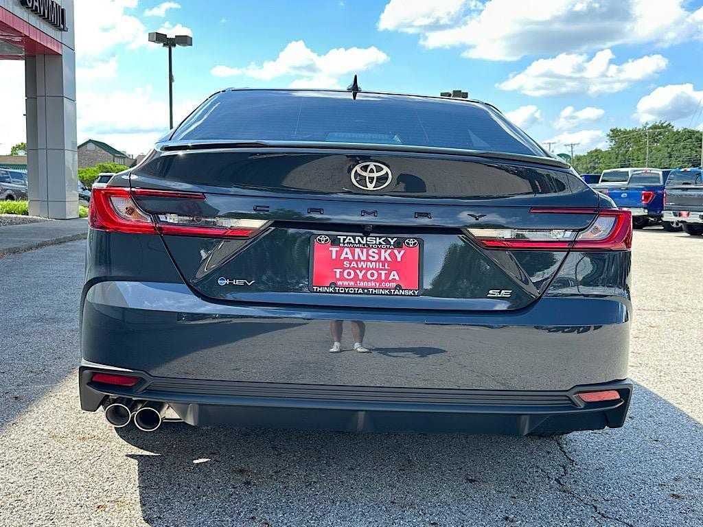 Certified 2026 Toyota Camry SE w/ Convenience Package FWD image 4