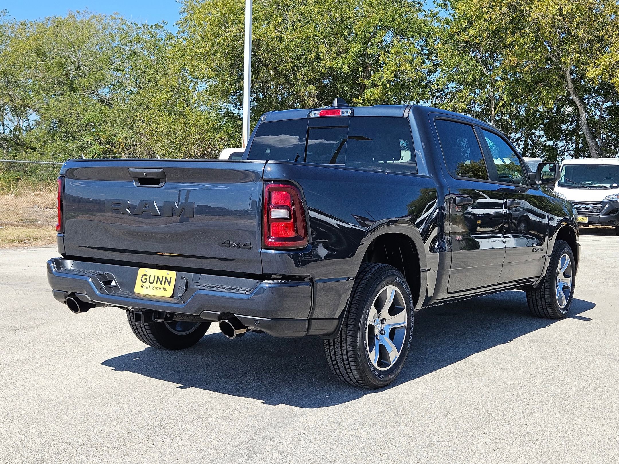 New 2026 RAM 1500 Express image 3