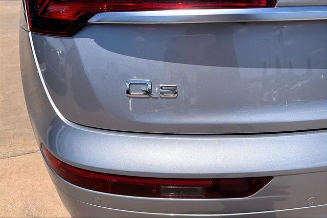 Used 2023 Audi Q5 Premium Plus w/ Premium Plus Package AWD/4WD image 33