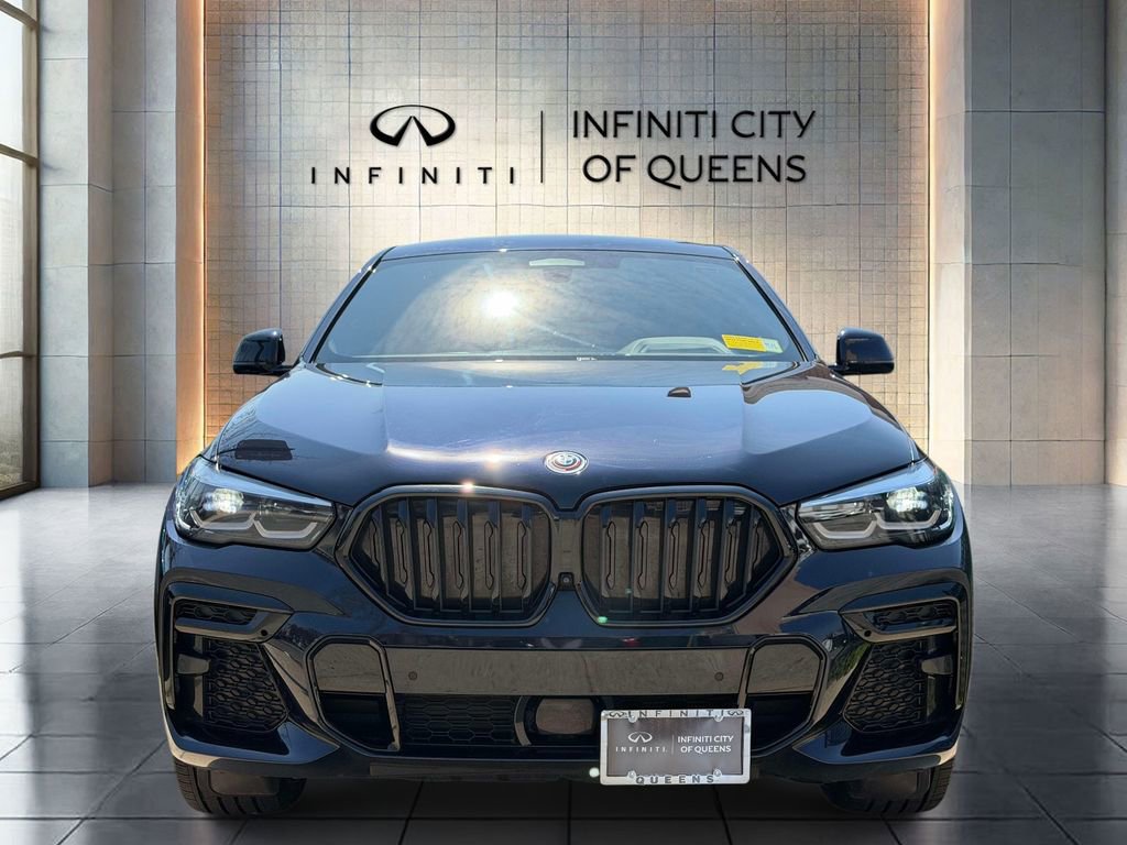 Used 2023 BMW X6 M50i AWD/4WD image 2