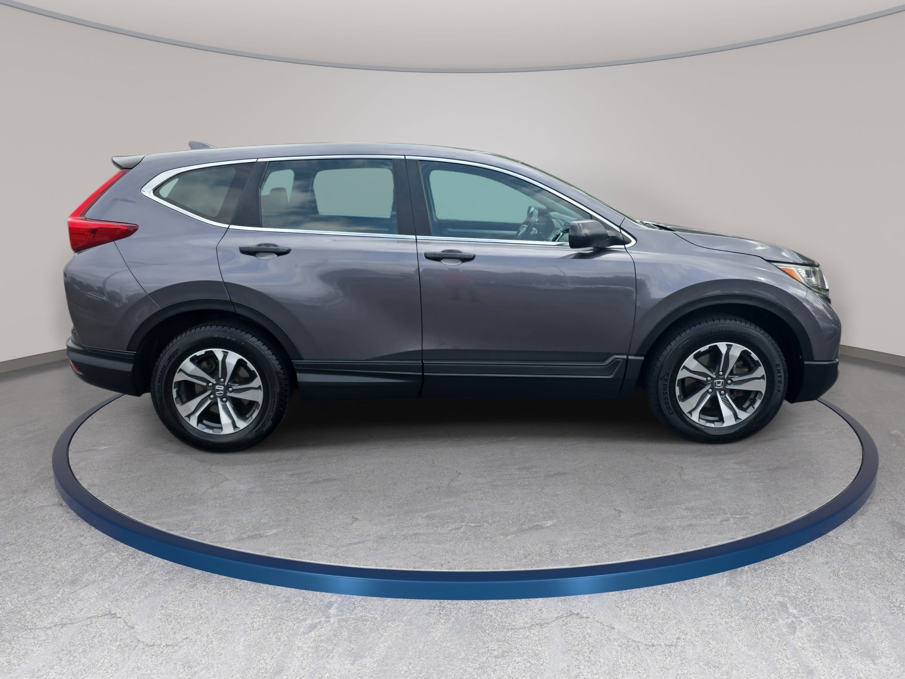 Used 2019 Honda CR-V LX image 4