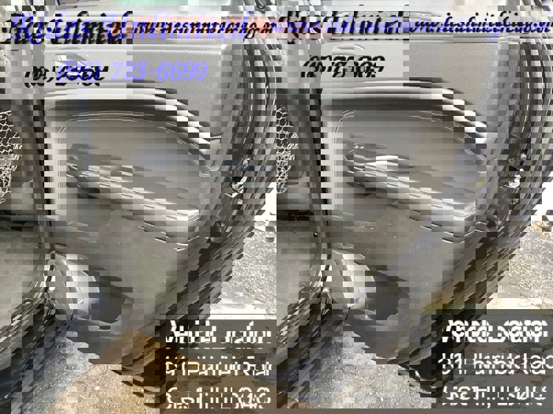 Used 2013 Cadillac SRX Luxury w/ Driver Awareness Package image 31