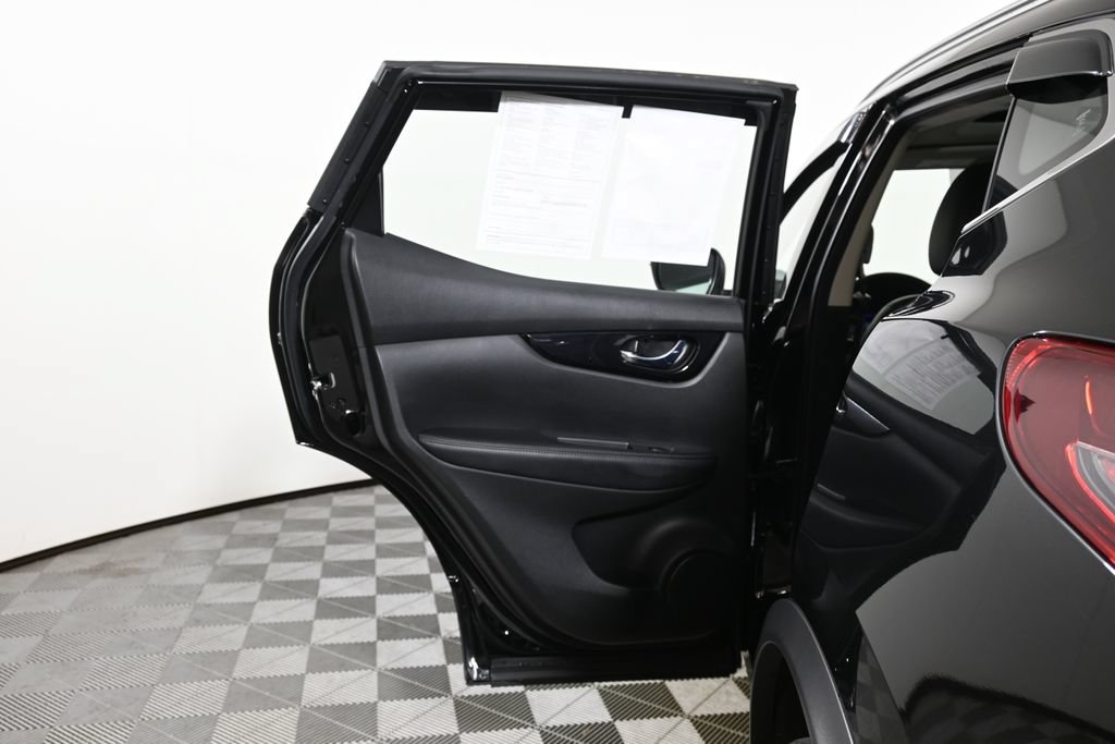 Used 2022 Nissan Rogue Sport SL w/ Premium Package AWD/4WD image 31