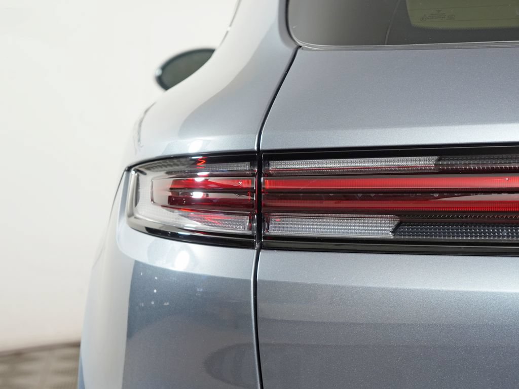 New 2026 Porsche Cayenne AWD/4WD image 12