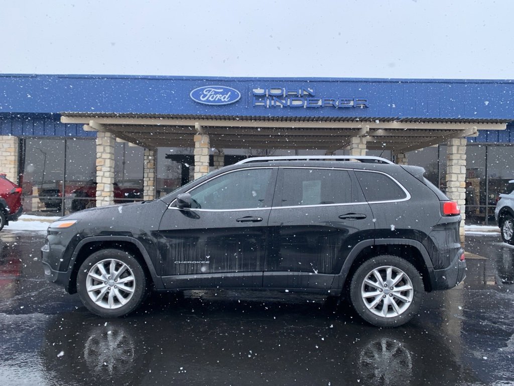 Used 2015 Jeep Cherokee Limited w/ Luxury Group image 6