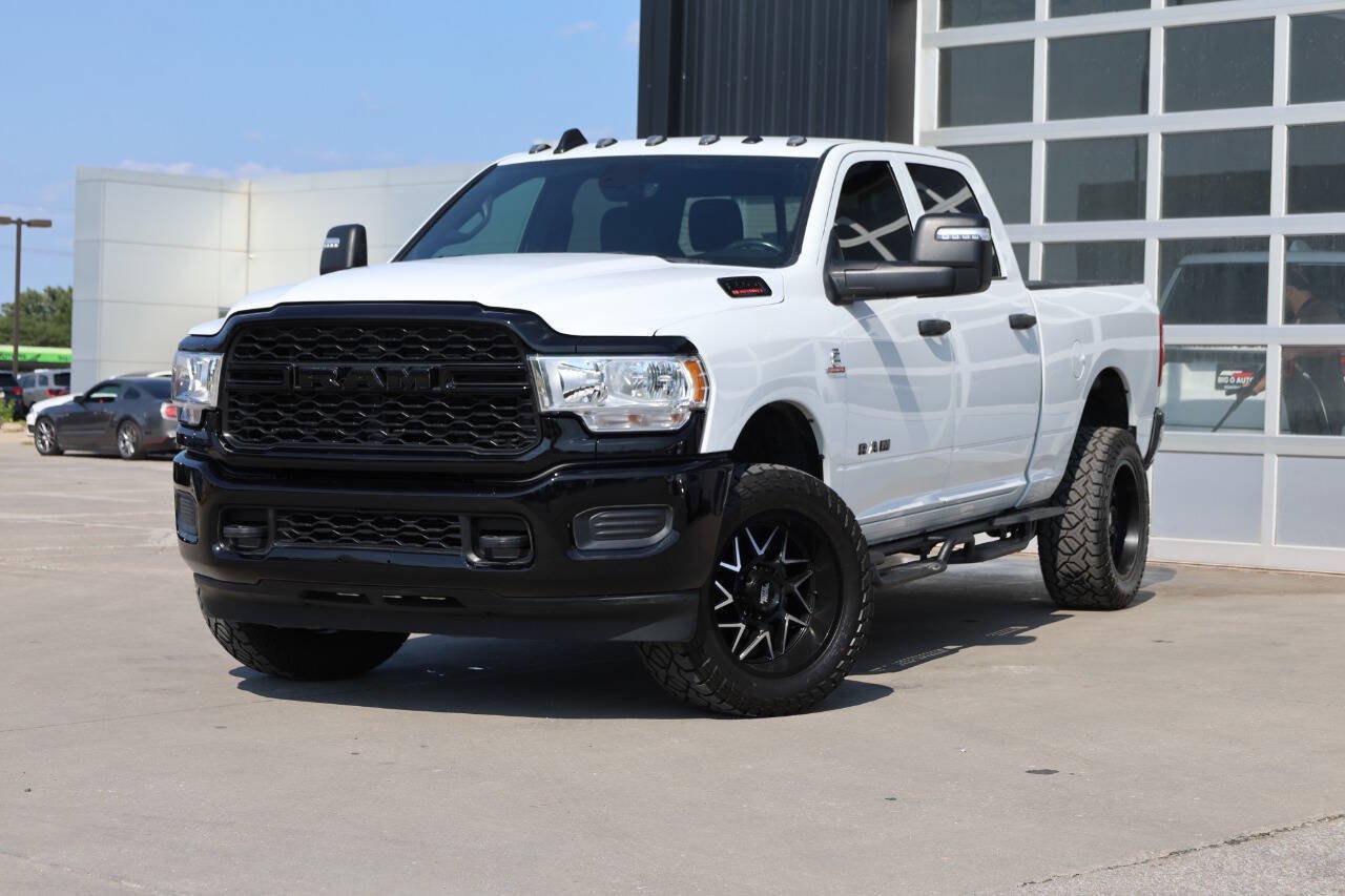 Used 2023 RAM 2500 Tradesman AWD/4WD image 3