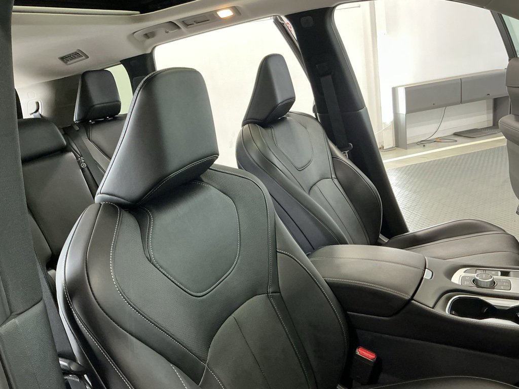 Used 2025 INFINITI QX60 Pure image 21