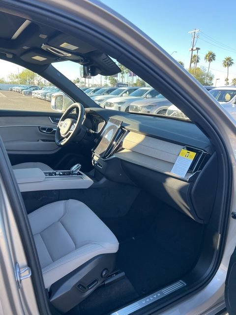 New 2026 Volvo XC90 B6 Plus image 31