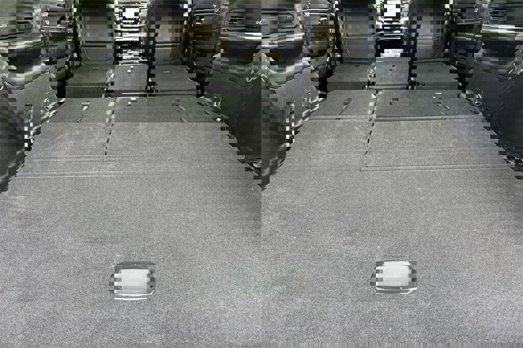 New 2025 Jeep Wagoneer 4WD image 13