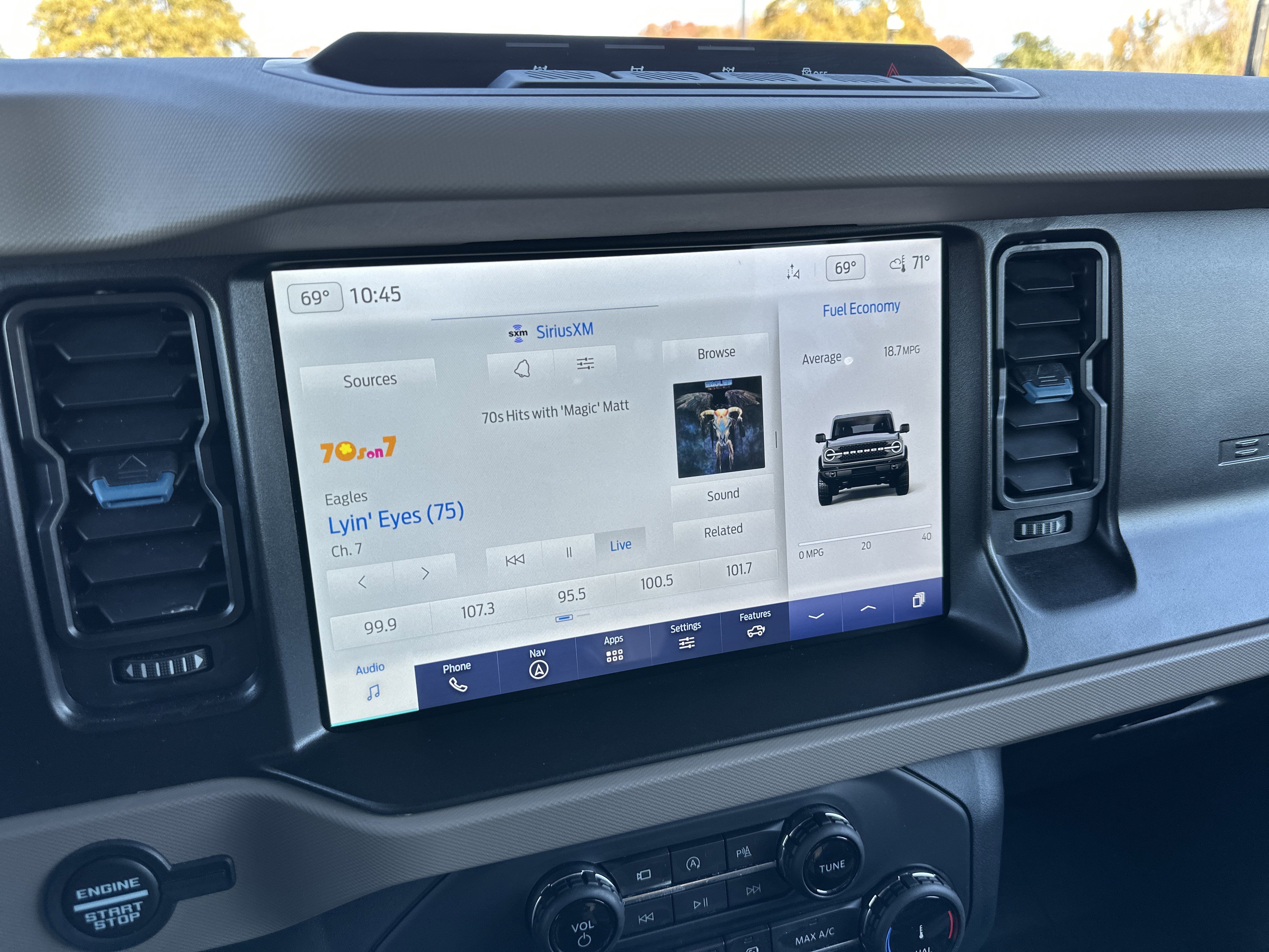 Used 2022 Ford Bronco Wildtrak image 29