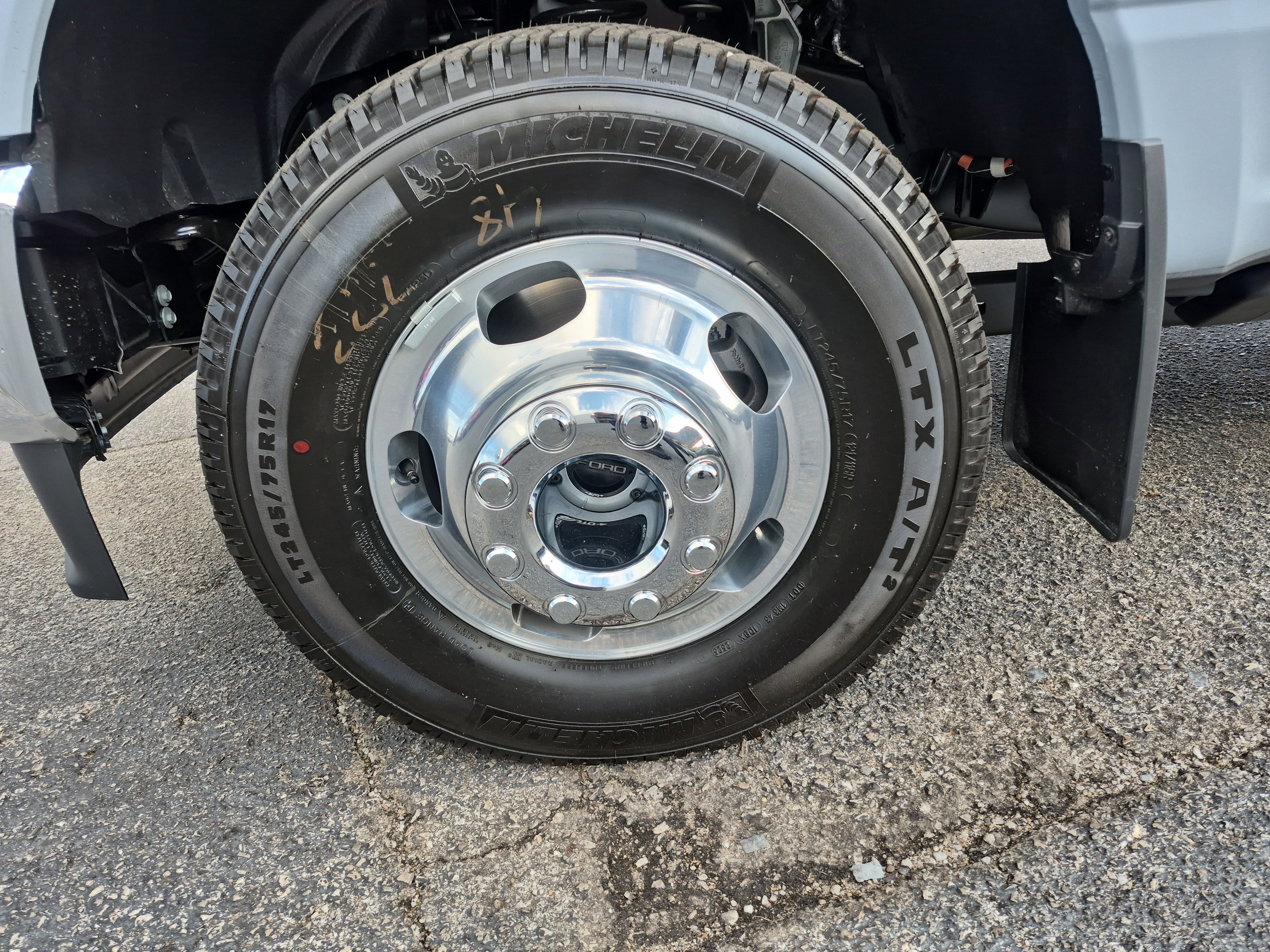 New 2026 Ford F350 King Ranch w/ Chrome Package image 13