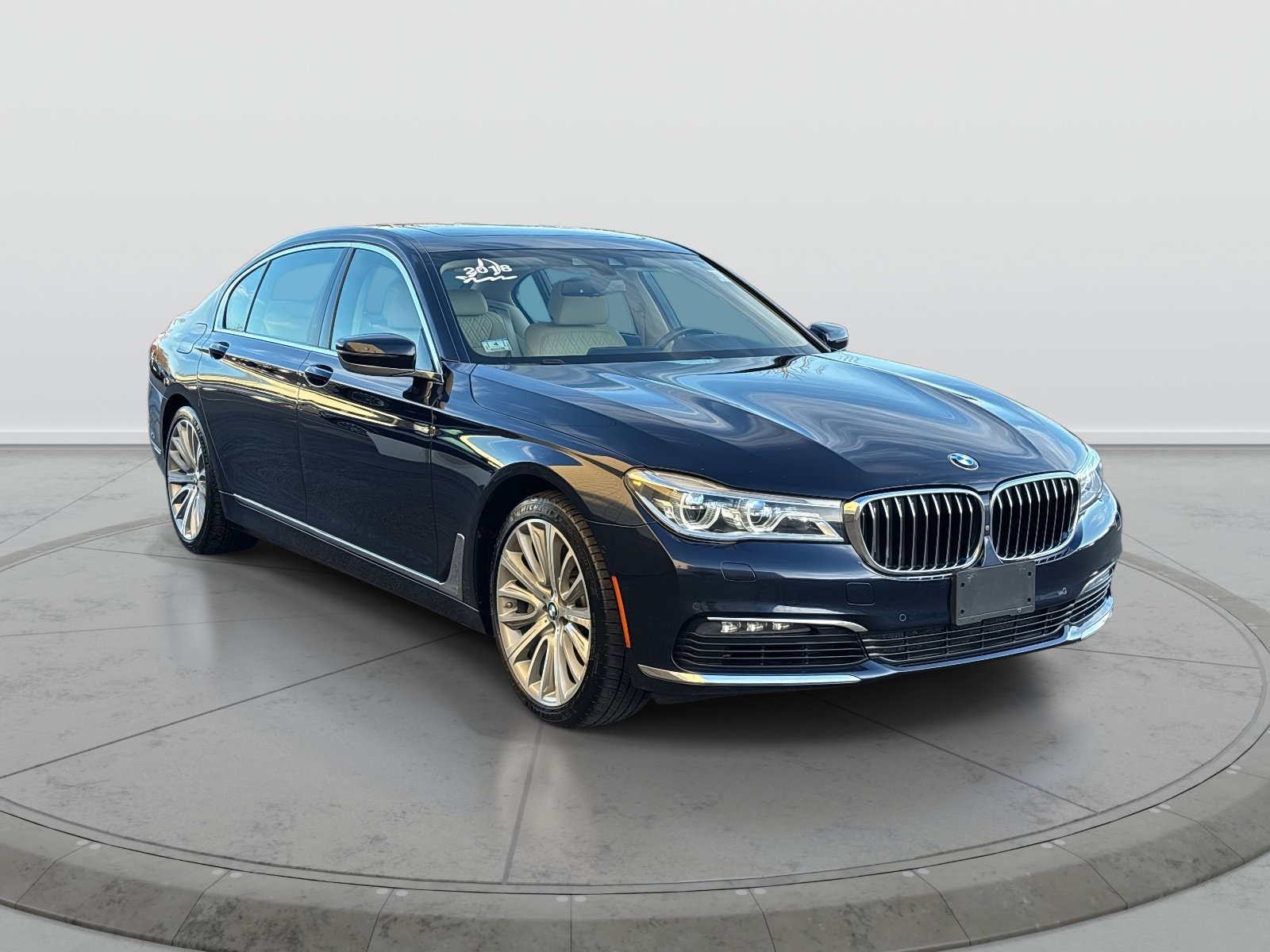 Used 2018 BMW 750i xDrive AWD/4WD image 6