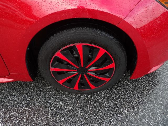 Used 2020 Toyota Corolla LE FWD image 19