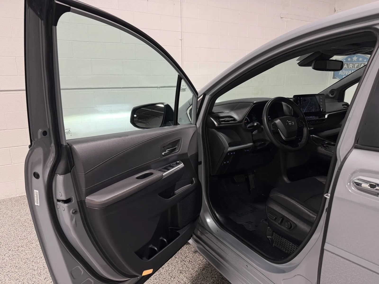 Used 2022 Toyota Sienna XLE Woodland Edition w/ Protection Package (TMS) AWD/4WD image 9